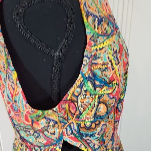 Beautifully Cut Out Dress - Picture 9 of 11